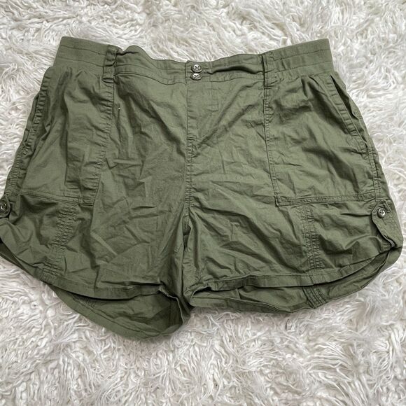 Torrid Women's Plus Size 1R Green Utility Bermuda Cotton Shorts - Picture 1 of 6